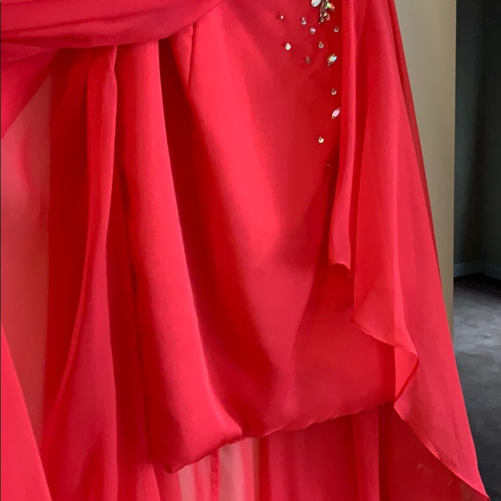 Blush Prom - Picture 4 of 5